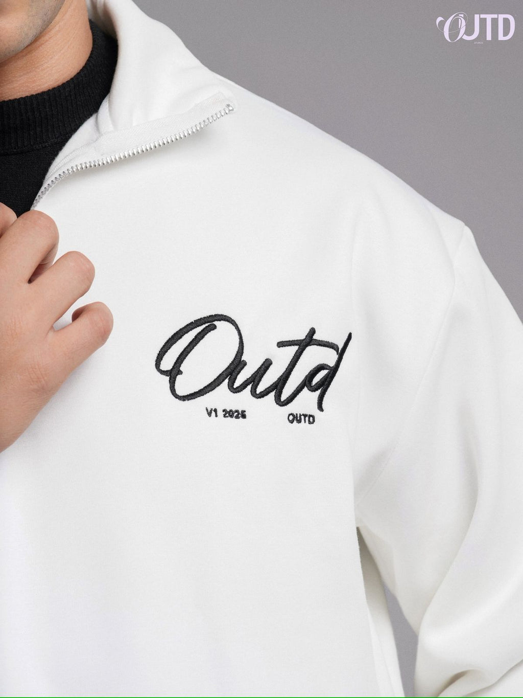 OUTD Essential Quarter-Zip