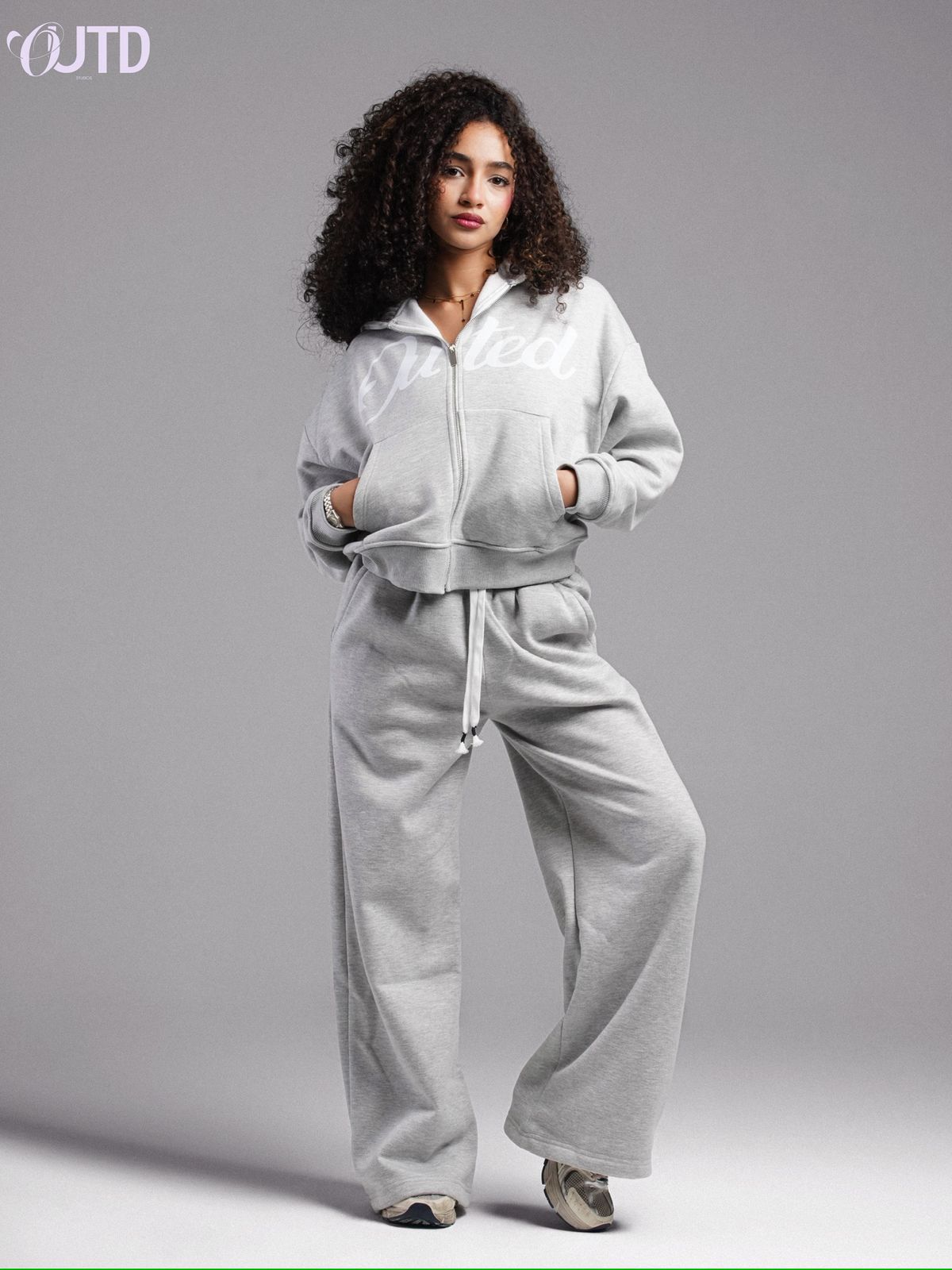 OUTD Everyday Zip-Up Set