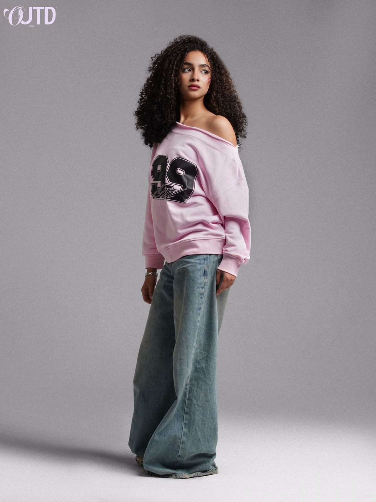 OUTD 99 Off-Shoulder Sweatshirt
