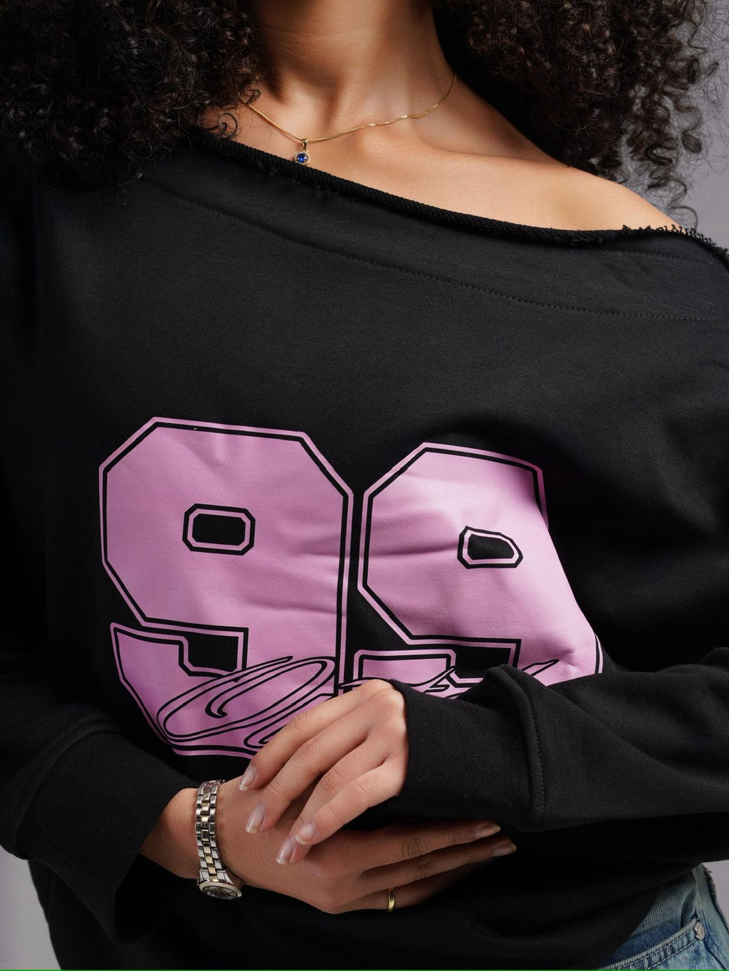 OUTD 99 Off-Shoulder Sweatshirt