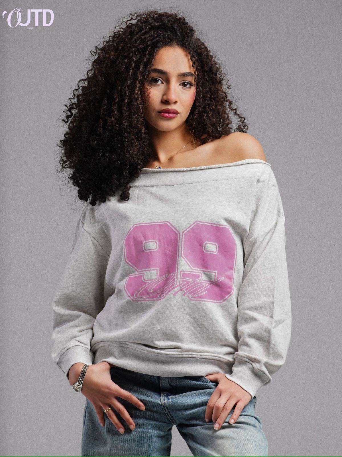 OUTD 99 Off-Shoulder Sweatshirt