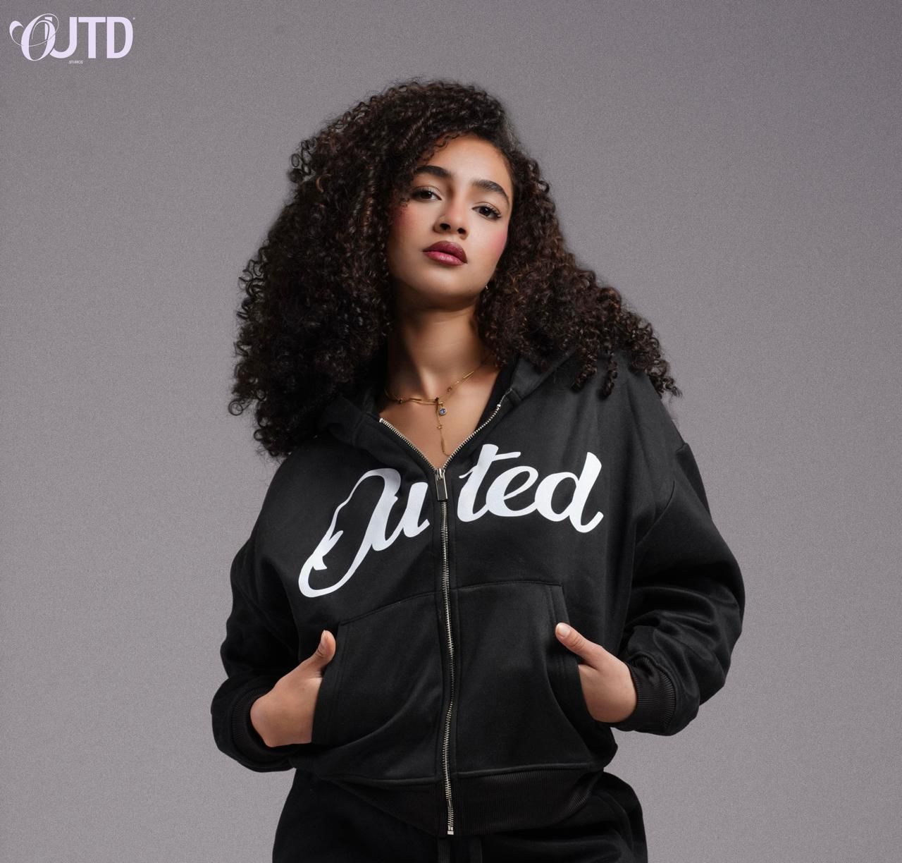 OUTD Everyday Zip-Up